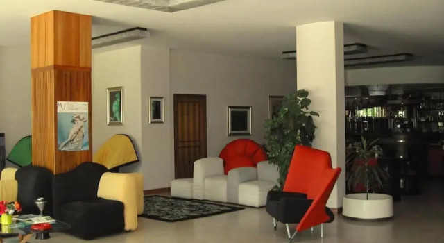 G. Hotel Capitol