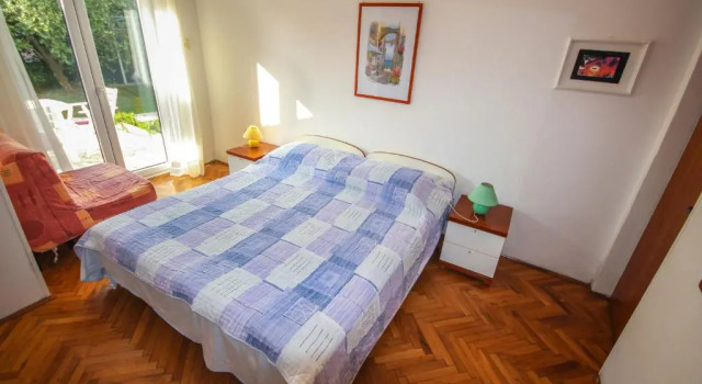 Cukon Holiday Home