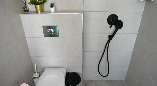 Апартаменты lakeview apartment