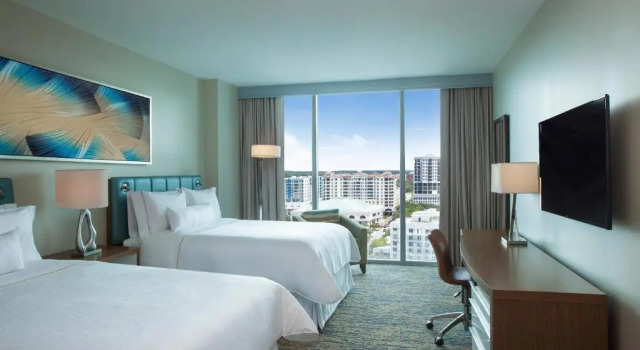 Четырёхместный номер Standard с видом на город The Westin Sarasota