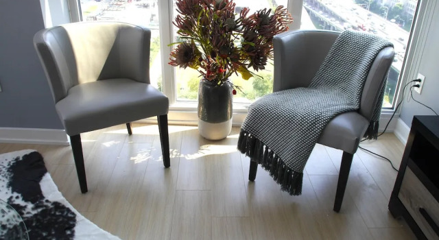 Breathtaking 2BR Condo- Amazing Views, Varaa Hotelli Toronto 