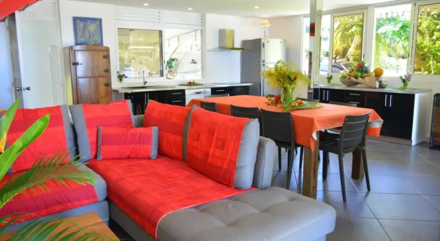 Fare Vaitetorea Holiday home 3, Book Hotel 4-Star Hotels in Moorea, 4*