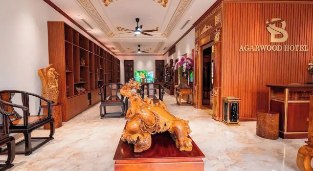 Agarwood Hotel