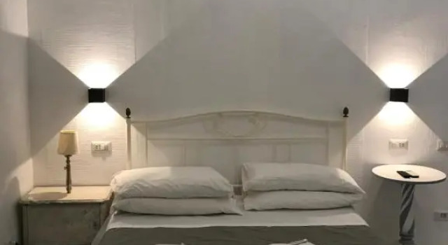 Varriale House, Забронировать Отель Отели Неаполя с парковкой, рядом с Ospedale degli Incurabili, Парковка