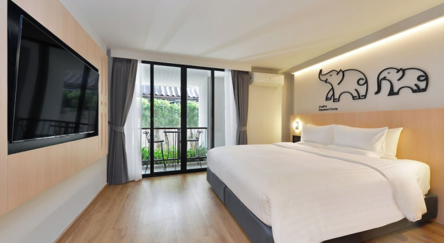Двухместный номер Superior с балконом и с видом на сад March Hotel & Suite Riverside