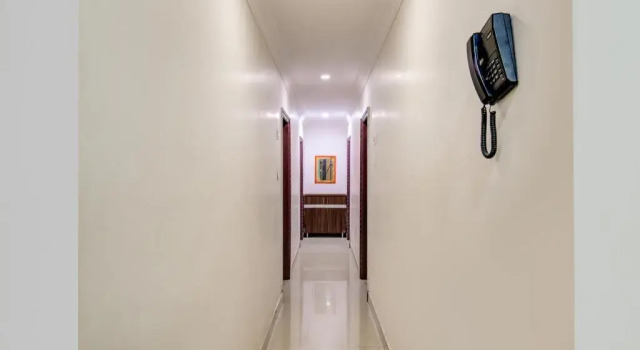 Hotel Apple Grand by OYO Rooms