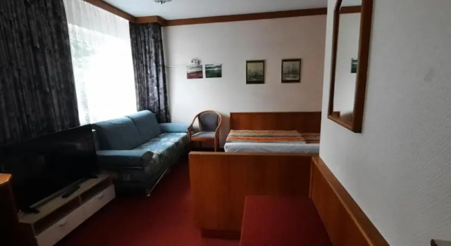 Konfor üç kişilik oda Isaak Miles Hotel