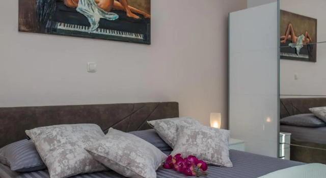 Luxury Apartments Tafra, Buchen Sie Ferienwohnung Hotels in Gespanschaft Split-Dalmatien mit Pool, Schwimmbad
