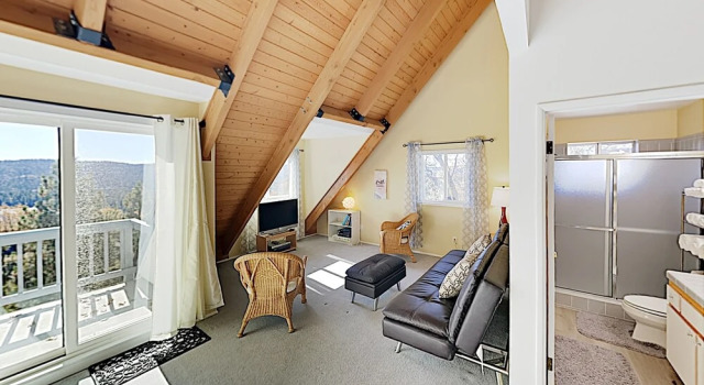 Beautiful Retreat: Lake/Mountain Views & Game Room home, Забронировать Дом для отпуска Норт-Шор штат Калифорния