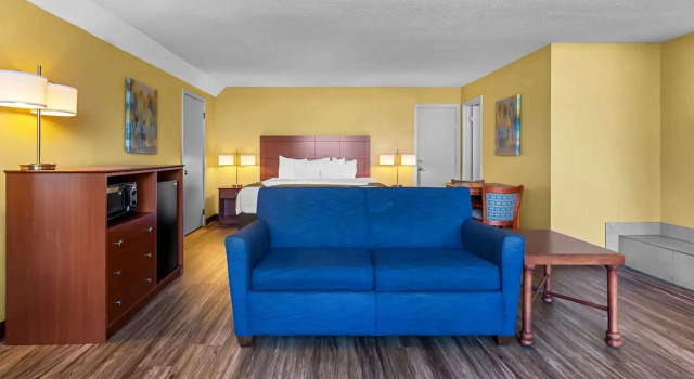 Двухместный номер Standard с балконом Best Western Toni Inn