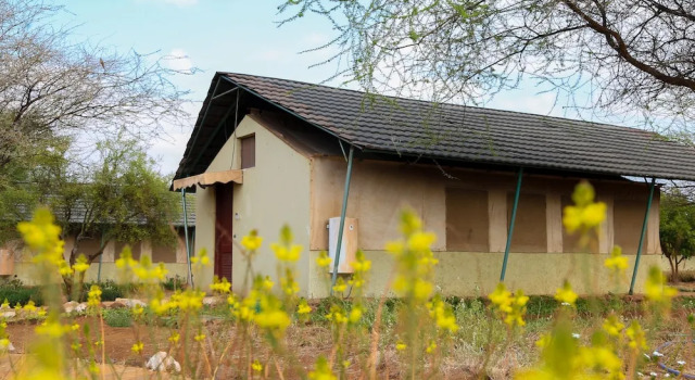 Трёхместный номер Standard с балконом Sentrim Amboseli Lodge