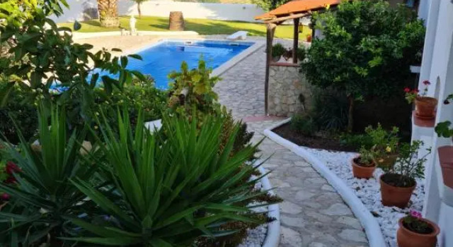 Casa Das Margaridas, Rezervovat Hotel Hotely v Oeste s parkováním, Parkování