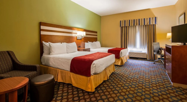 Четырёхместный номер Standard Best Western Troy Hotel