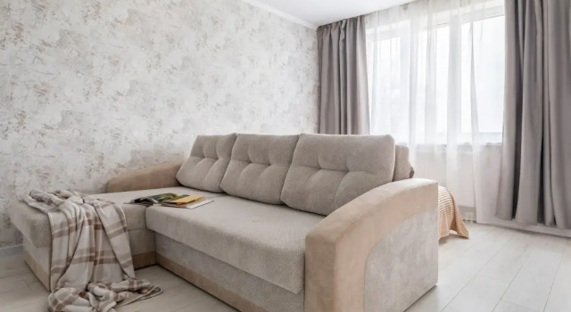 Посутки на Пионерской 3А, Book Hotel Zaostrovye 