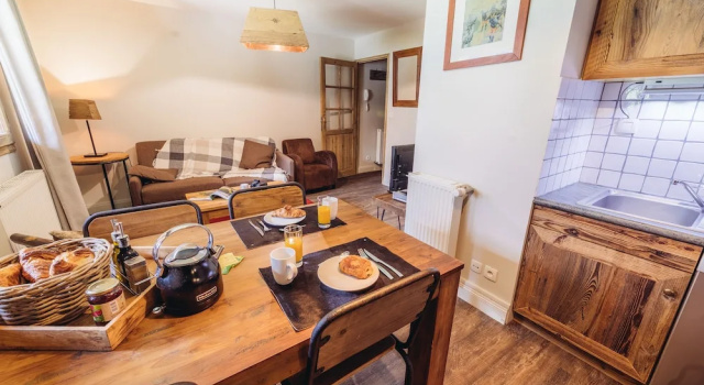 Апартаменты Comfort c 1 комнатой с балконом и с видом на горы Chalet La Perle d'Oisans