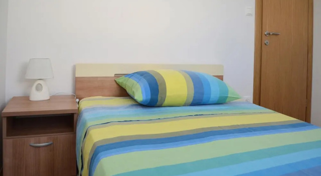 Apartment Davor / Two Bedroom A1, Rezerwuj Apartament Hotele w Strožanac z parkingiem, Parking