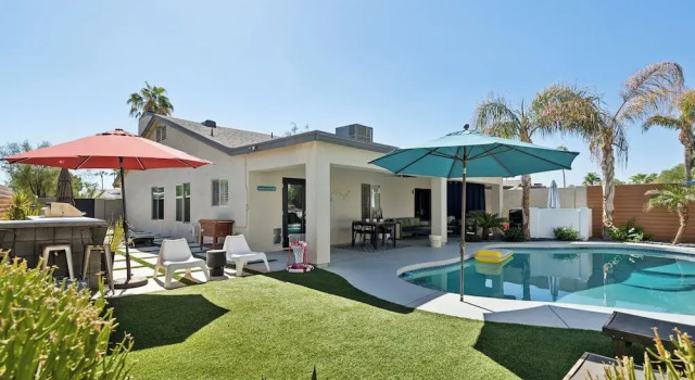 Коттедж La Privada Stay-heated Pool-in North Scottsdale