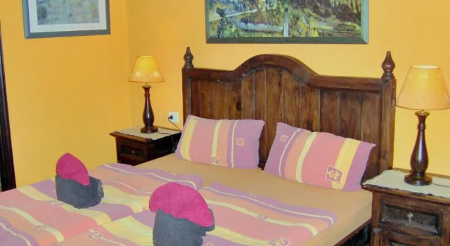 Mediterranean Holiday Home With Small Patio-terrace, Book Apartment Hotels in Tenerife with Parking, Parking