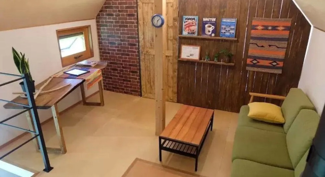 Onuma lakeside cottage