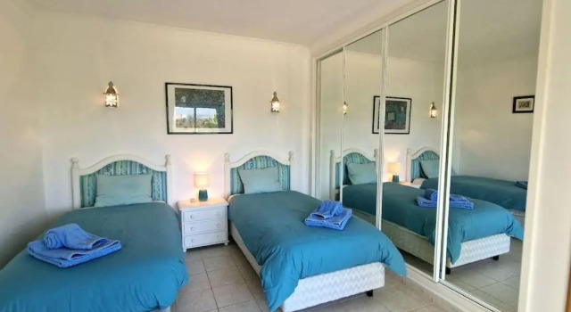 Апартаменты с видом на море Spacious 3 bedroom apartment with seaview