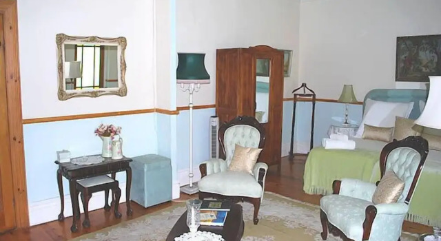 Люкс Luxury с балконом Kingna Lodge
