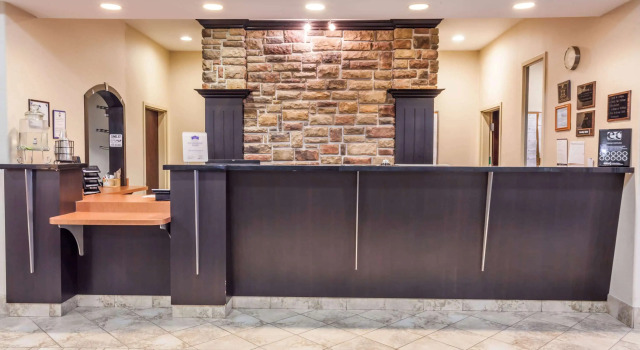 Ramada by Wyndham Westlock, Reserva ahora Hotel Hoteles en Alberta con piscina, Piscina