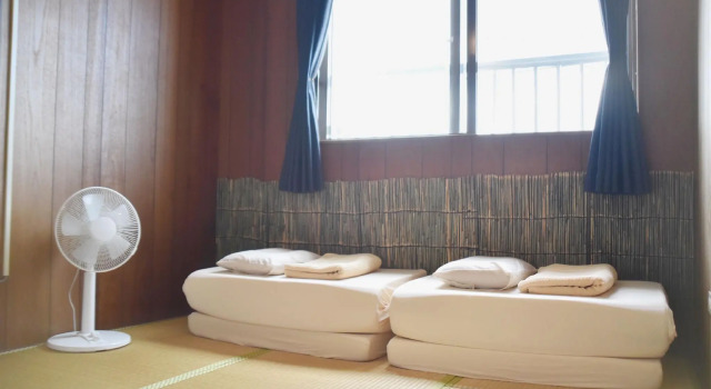 Guesthouse Asibina, Book Hostel Hostels in Okinawa, Hostel