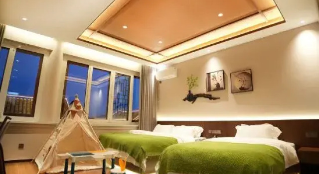 Семейный тент Shaner siheyuan Hotel (Shanhaiguan Tianxia Diyi Guan Scenic Spot Ancient City Branch)