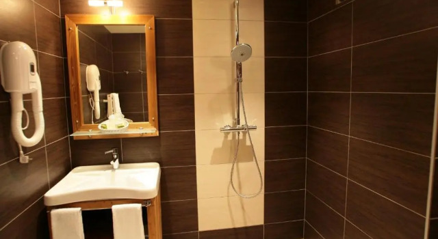 Номер Standard Hôtel et Spa les Clarines
