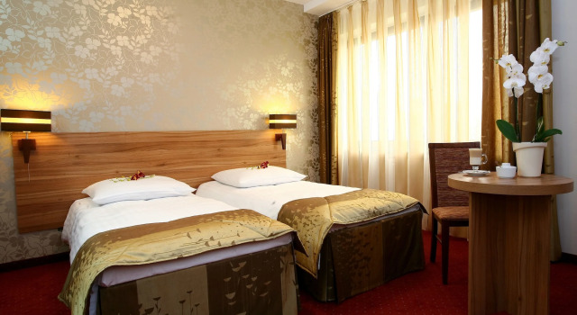 Duet Hotel