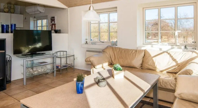 Spacious Retreat With Spa - By Traum Ferienwohnungen, Book Resort Hotels in Husby with Parking, Parking