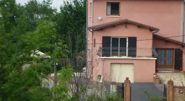 Chambres d'Hôtes Les Terrasses de Fleurieux, Prenota Affittacamere Hotel a Alvernia con parcheggio, Parcheggio