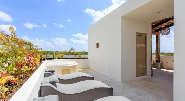 Апартаменты Superior Charming Nature-Inspired Condos with Sultry Surroundings by Stella Rentals