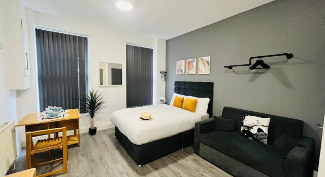 Central Stylish Studio in Liverpool City Centre, Забронировать Отель Отели Англии 3 звезды, 3*