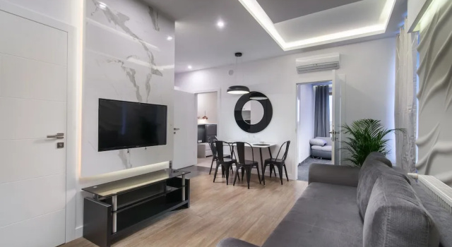 Marina Apartments