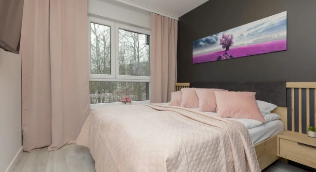 Dark Blue and Grey Apartment by Renters, Prenota Appartamento Varsavia Masovia