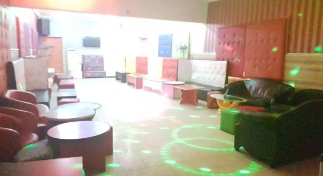 Franzy Suites And Lounge, Rezerwuj Hotel Jos 
