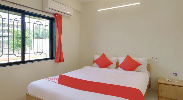 OYO 40162 Hotel Tiranga, Забронировать Отель Отели штата Махараштры с завтраком, Завтраки