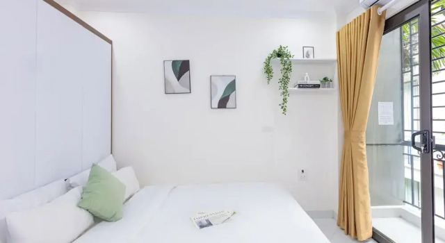 Номер Deluxe с балконом и с видом на город Hera West Lake Apartment