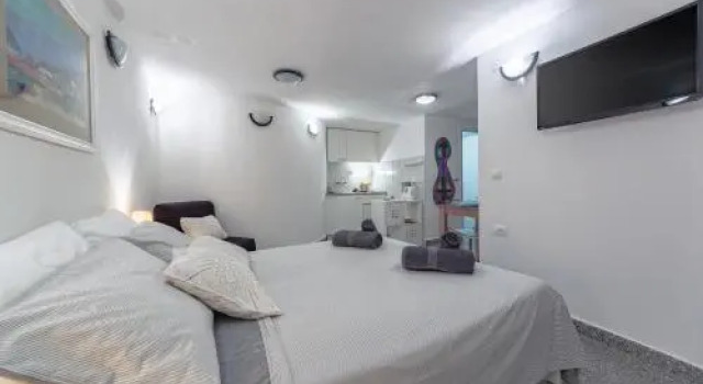 Apartments Lodra, Reserva ahora Apartamento Hoteles en Pula con aparcamiento, Aparcamiento