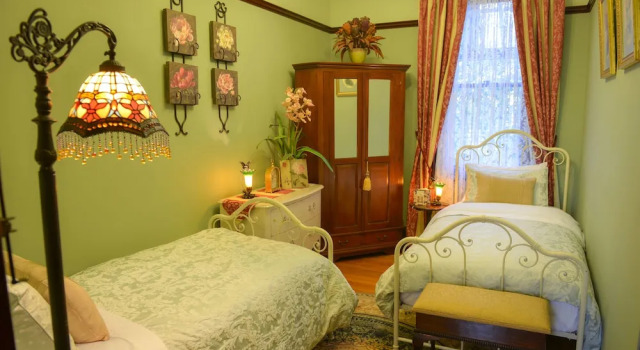 Коттедж Luxury с 4 комнатами с балконом Mountain Whispers Varenna Luxury