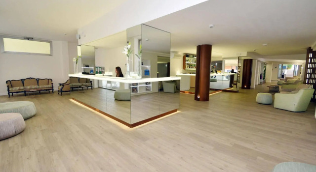 Hotel Astoria, Забронировать Отель Каорле Линьяно-Ривьера