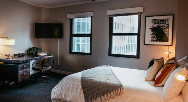 Двухместный номер Standard Tremont Hotel by SB at Chicago Magnificent Mile