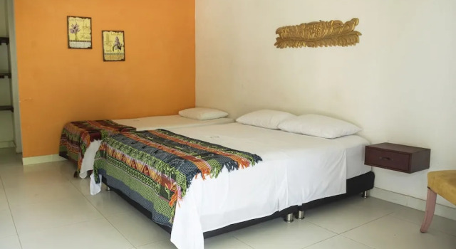 Standard famille chambre avec balcon ikara Hotel