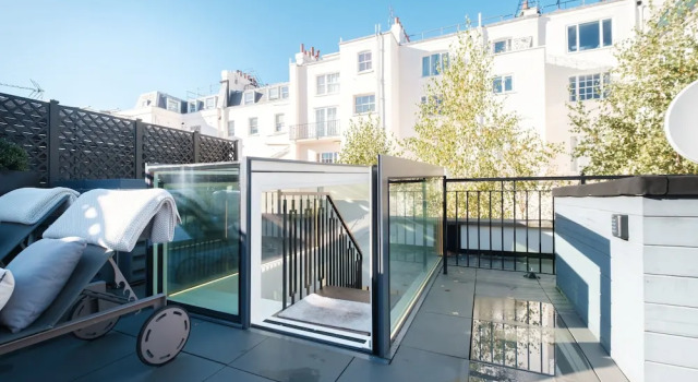 Luxury Home with 3 Bed 2 Bath in London