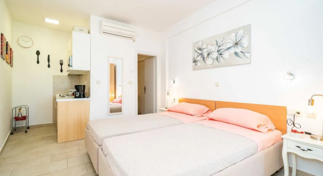 Студия Standard с красивым видом из окна Apartments Subrenum