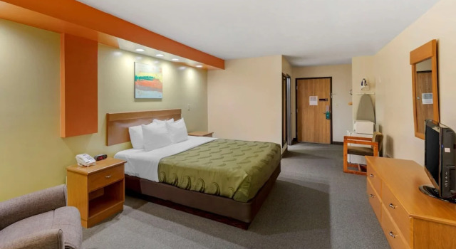 Standard Zimmer Quality Inn