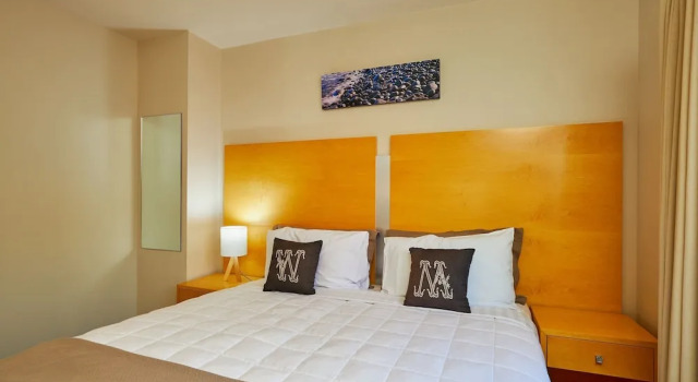 Апартаменты Deluxe c 1 комнатой с балконом и с видом на море Kaikoura Luxury Apartments - Formerly Waves Luxury Apartments