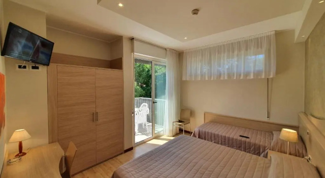 Eurovil, Book Hotel Pineta 