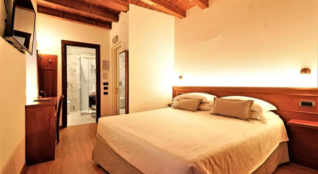 Двухместный номер Standard Hotel James Joyce